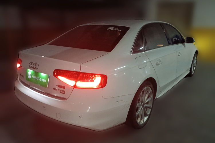 奥迪A4L 2015款 45 TFSI quattro个性运动型车身外观6005