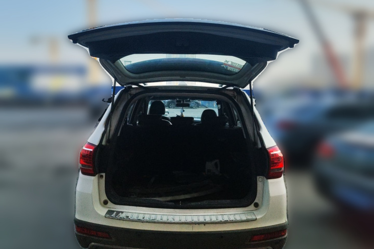 哈弗H6 2015款 运动版 1.5T 手动两驱精英型中控内饰23