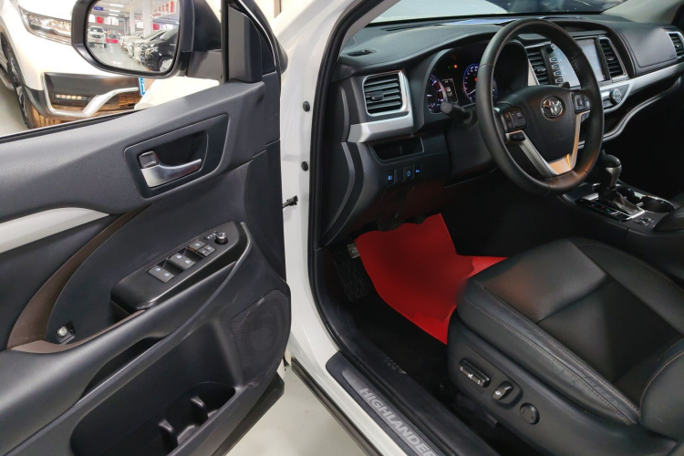 丰田 汉兰达 2018款 2.0T 四驱豪华版 7座 国VI中控内饰20