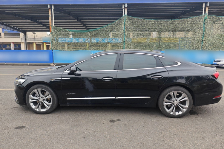 别克 君越 2022款 Avenir艾维亚 先享型车身外观4