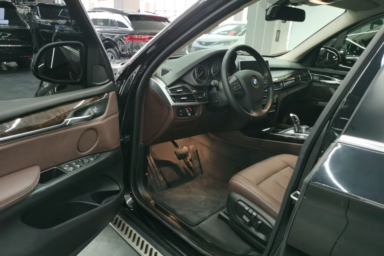 宝马X5(进口) 2015款 xDrive28i中控内饰20