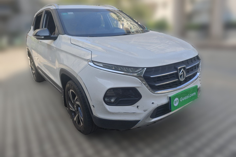 宝骏510 2017款 1.5L 手动豪华型车身外观6002