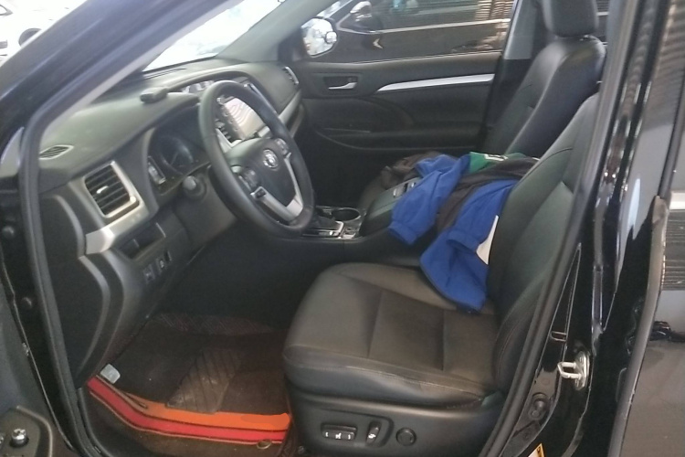 丰田 汉兰达 2015款 2.0T 四驱豪华版 7座中控内饰19