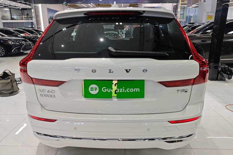 沃尔沃XC60新能源 2025款 插电式混动 长续航四驱智雅豪华版车身外观6004
