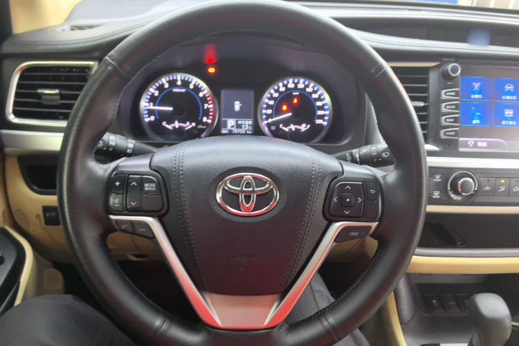 丰田 汉兰达 2018款 2.0T 四驱精英版 7座 国VI中控内饰13