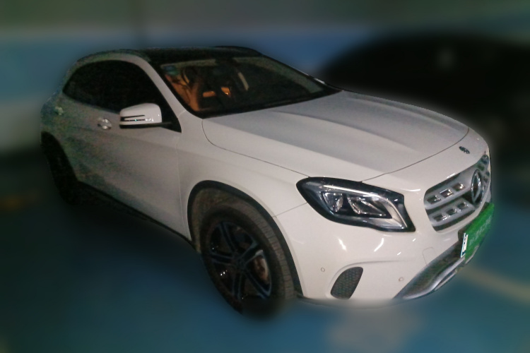 奔驰GLA 2018款 GLA 200 时尚型车身外观6002