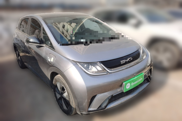 比亚迪 海豚 2023款 420km 时尚版车身外观3