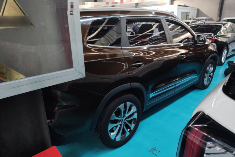 奇瑞 瑞虎8 2018款 1.5TCI 自动尊贵型 5座车身外观6005