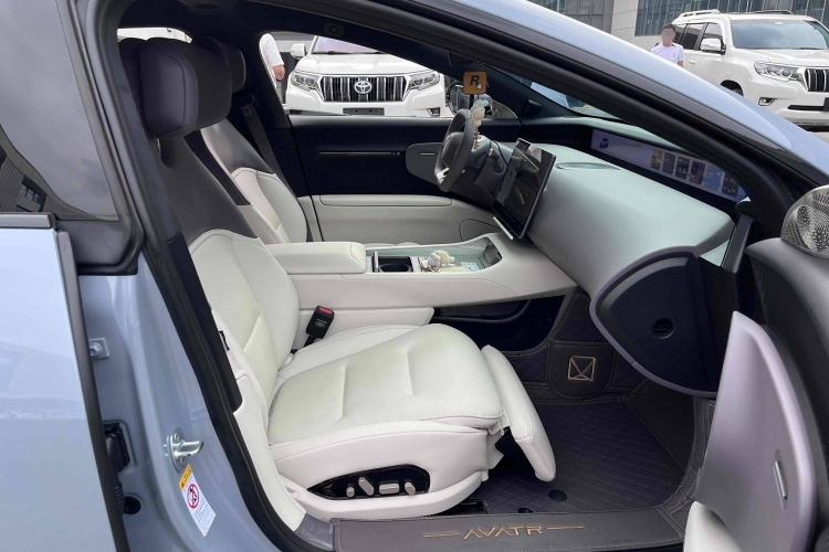 阿维塔12 2023款 650 三激光四驱性能版中控内饰7009