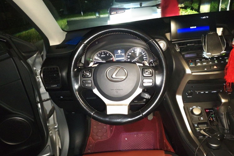 雷克萨斯NX 2015款 200t 全驱 锋尚版局部细节13