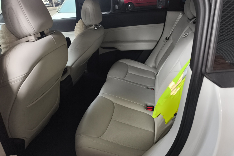 小鹏G6 2023款 580 长续航 Max中控内饰21