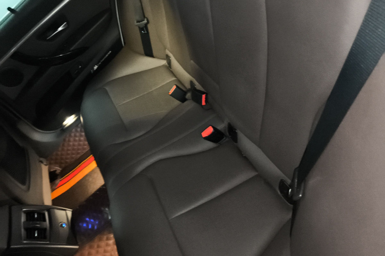 宝马3系 2018款 320Li 领先型豪华套装中控内饰21