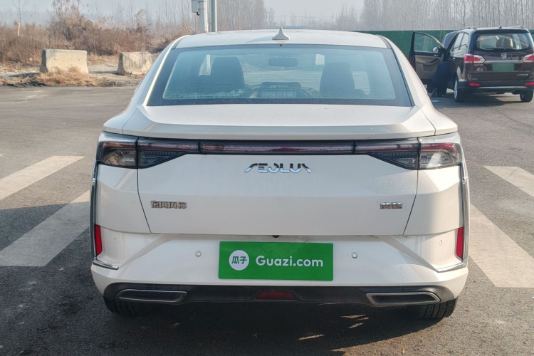 东风风神 奕炫 2021款 230T 自动追风版车身外观6007