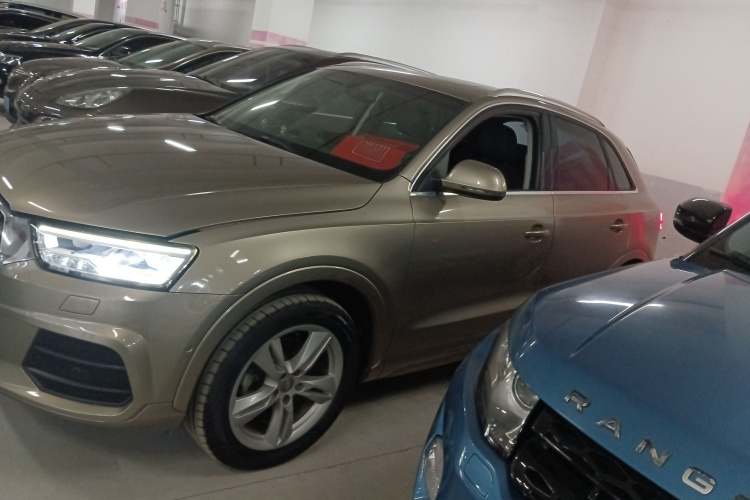 奥迪Q3 2016款 30 TFSI 风尚型车身外观4