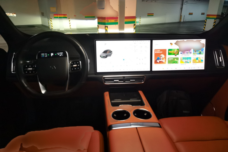 理想汽车 理想L8 2023款 Pro中控内饰12