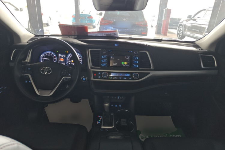 丰田 汉兰达 2018款 2.0T 四驱豪华版 7座 国VI中控内饰12