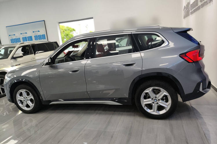 宝马X1 2023款 sDrive20Li X设计套装车身外观6003