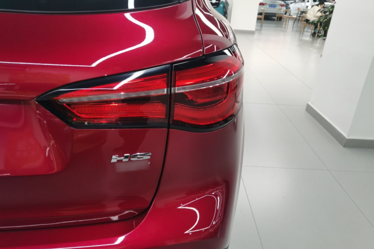 名爵HS 2019款 30T 自动两驱Trophy超能版 国VI车身外观9