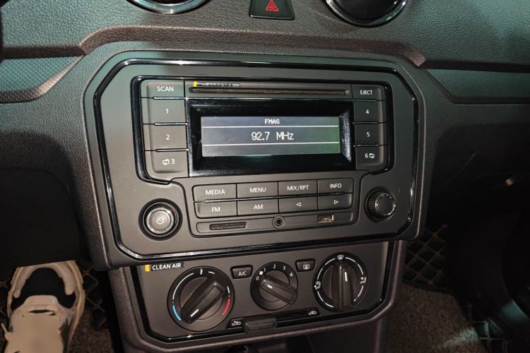 大众 捷达 2019款 梦想版 1.4L 手动时尚型局部细节16