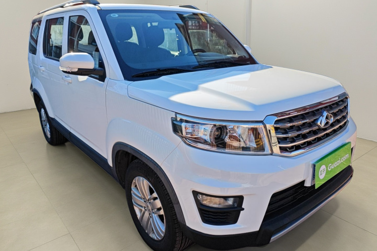 长安欧尚X70A 2020款 1.5L 手动舒适型车身外观3