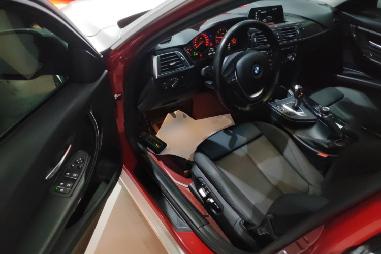 宝马3系 2018款 320Li 时尚型中控内饰7003