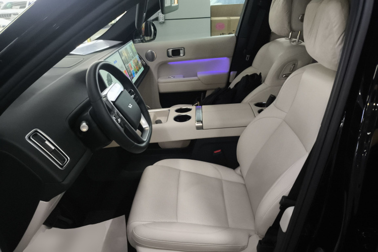 理想汽车 理想L9 2024款 Ultra中控内饰19
