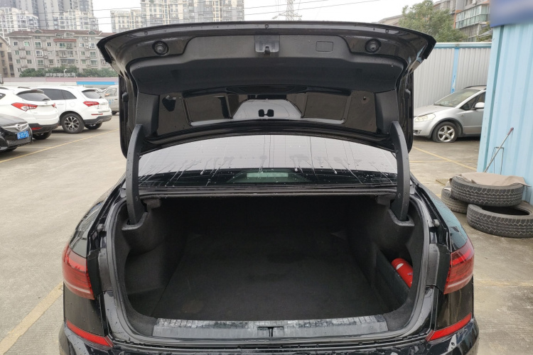 大众 帕萨特 2022款 280TSI 商务版机舱底盘23