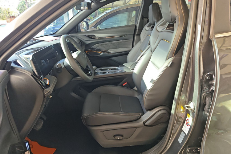 长安欧尚X5 PLUS 2023款 改款 1.5T DCT卓越型局部细节19