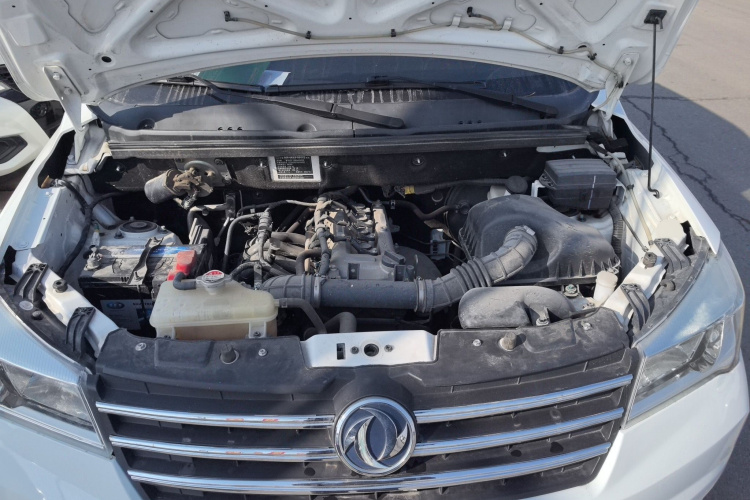 东风风光 风光330 2019款 1.5L手动实用型II 国VI局部细节24