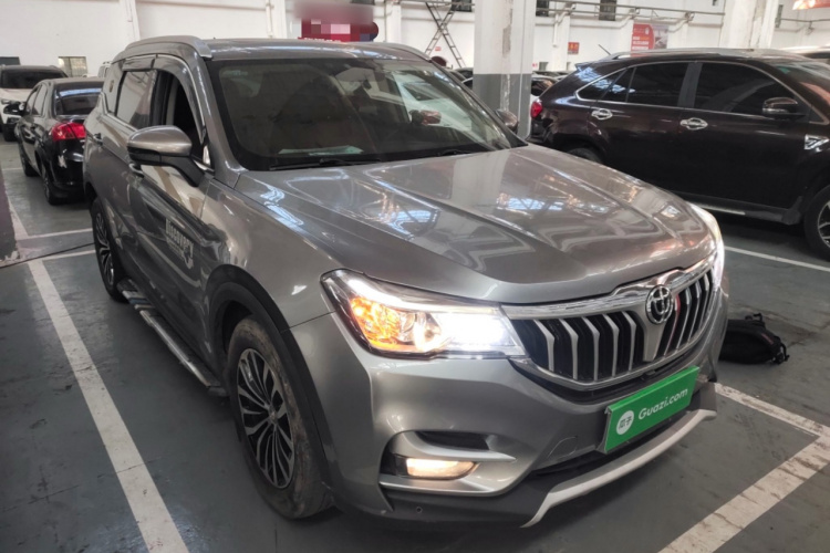 中华V6 2018款 1.5T 自动尊贵型车身外观6002