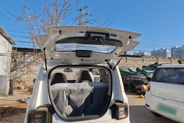 吉利银河 熊猫 2025款 210km 元气熊机舱底盘23