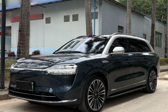 鸿蒙智行 问界M9 2024款 增程 Ultra版 42kWh 6座版