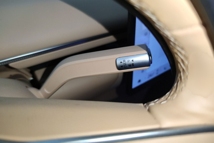 星途 星纪元 ET 2024款 增程 240 Max四驱局部细节18