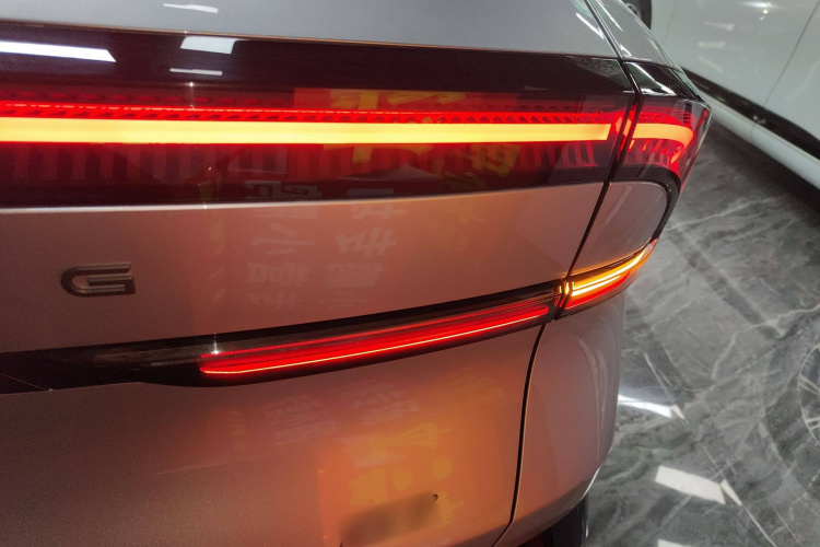 小鹏G7 2025款 702 超长续航 Max车身外观6006