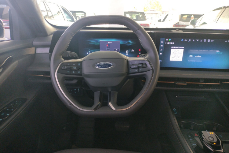 福特 2023款 锐界L 2.0T EcoBoost 四驱七座至尊型中控内饰13