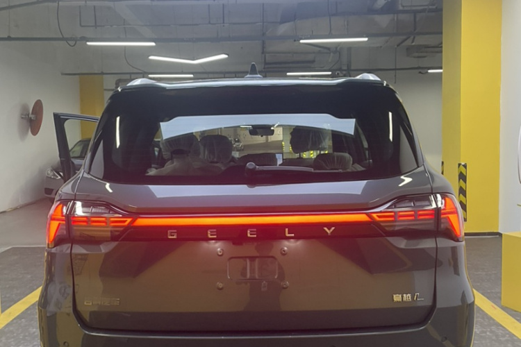 吉利汽车 豪越L 2024款 2.0T DCT尊贵型车身外观6005