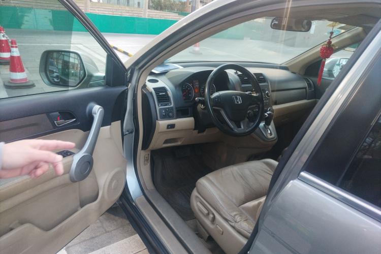 本田CR-V 2007款 2.4L 自动四驱尊贵版中控内饰20