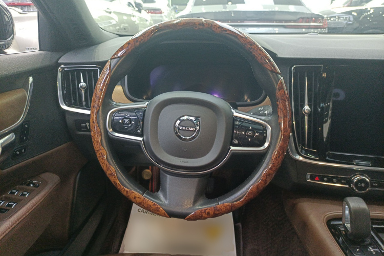 沃尔沃S90新能源 2021款 T8 E驱混动 智逸豪华版局部细节13