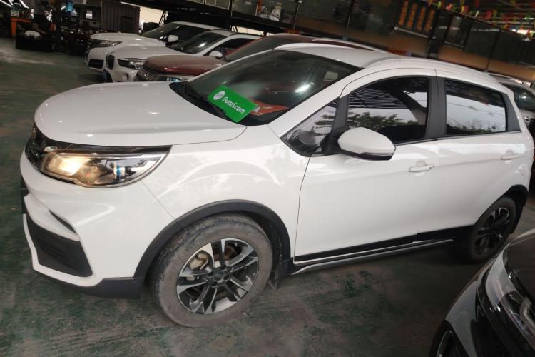 吉利汽车 远景X3 2019款 升级版 1.5L CVT精英型车身外观6003