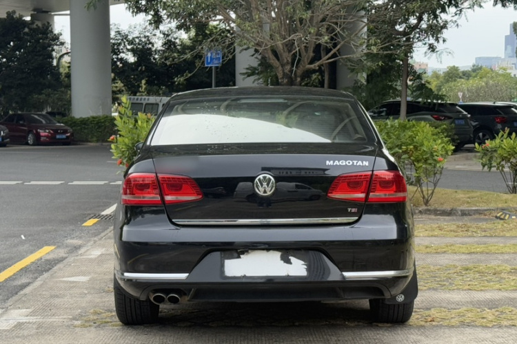 大众 迈腾 2015款 1.8TSI 领先型车身外观6010