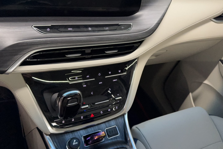 别克GL8 2023款 ES陆尊 舒适型局部细节16