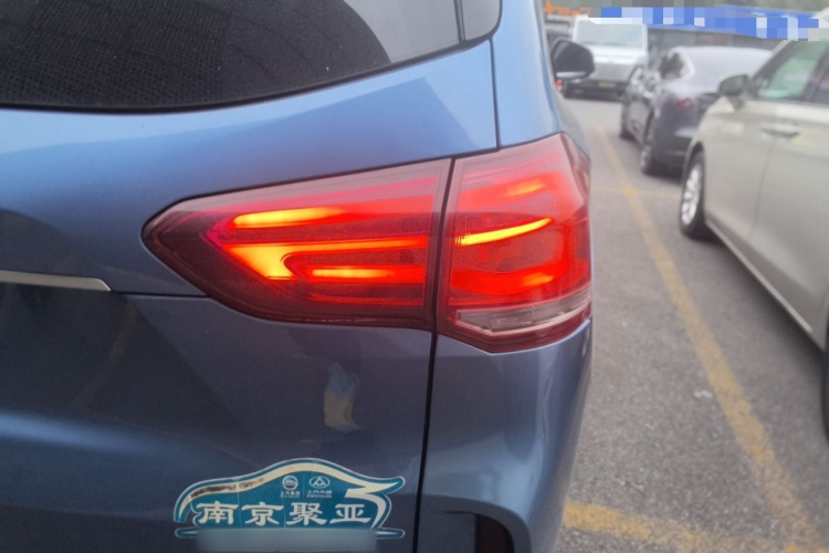 上汽大通MAXUS D90 2017款 2.0T 自动四驱 天狼星车身外观6006