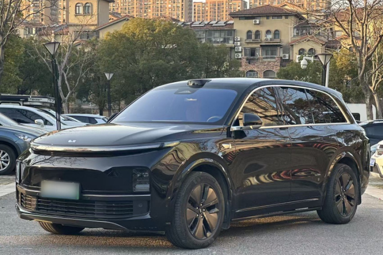 理想汽车 理想L8 2025款 Max 智能焕新版车身外观6004