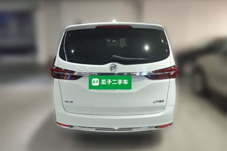 别克GL8 2023款 陆上公务舱 智享型车身外观6