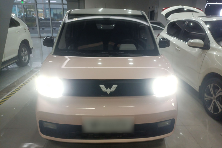 五菱汽车 宏光MINIEV 2022款 马卡龙臻享款 磷酸铁锂车身外观2