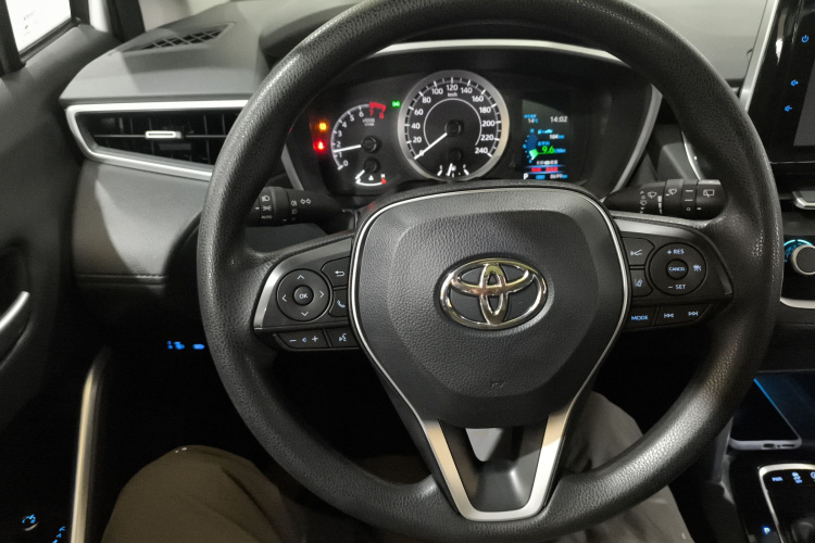 丰田 锋兰达 2022款 2.0L CVT豪华PLUS版中控内饰13