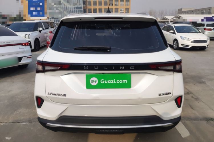 五菱汽车 五菱星辰 2021款 1.5T 手动星悦版车身外观6