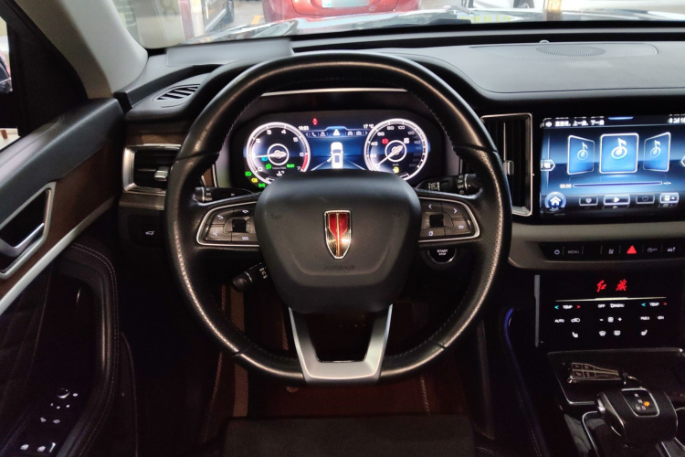 红旗HS7 2021款 2.0T DCT两驱智联旗享版中控内饰13