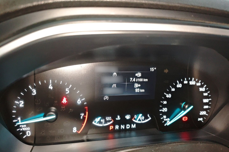 福特 福克斯 2019款 三厢 EcoBoost 180 自动锋潮型局部细节14