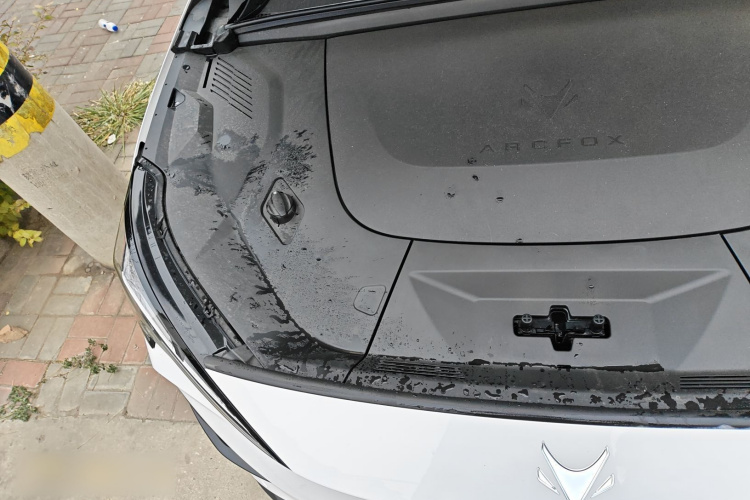 ARCFOX极狐 极狐 阿尔法T5(ARCFOX αT5) 2025款 630 神行版局部细节9006